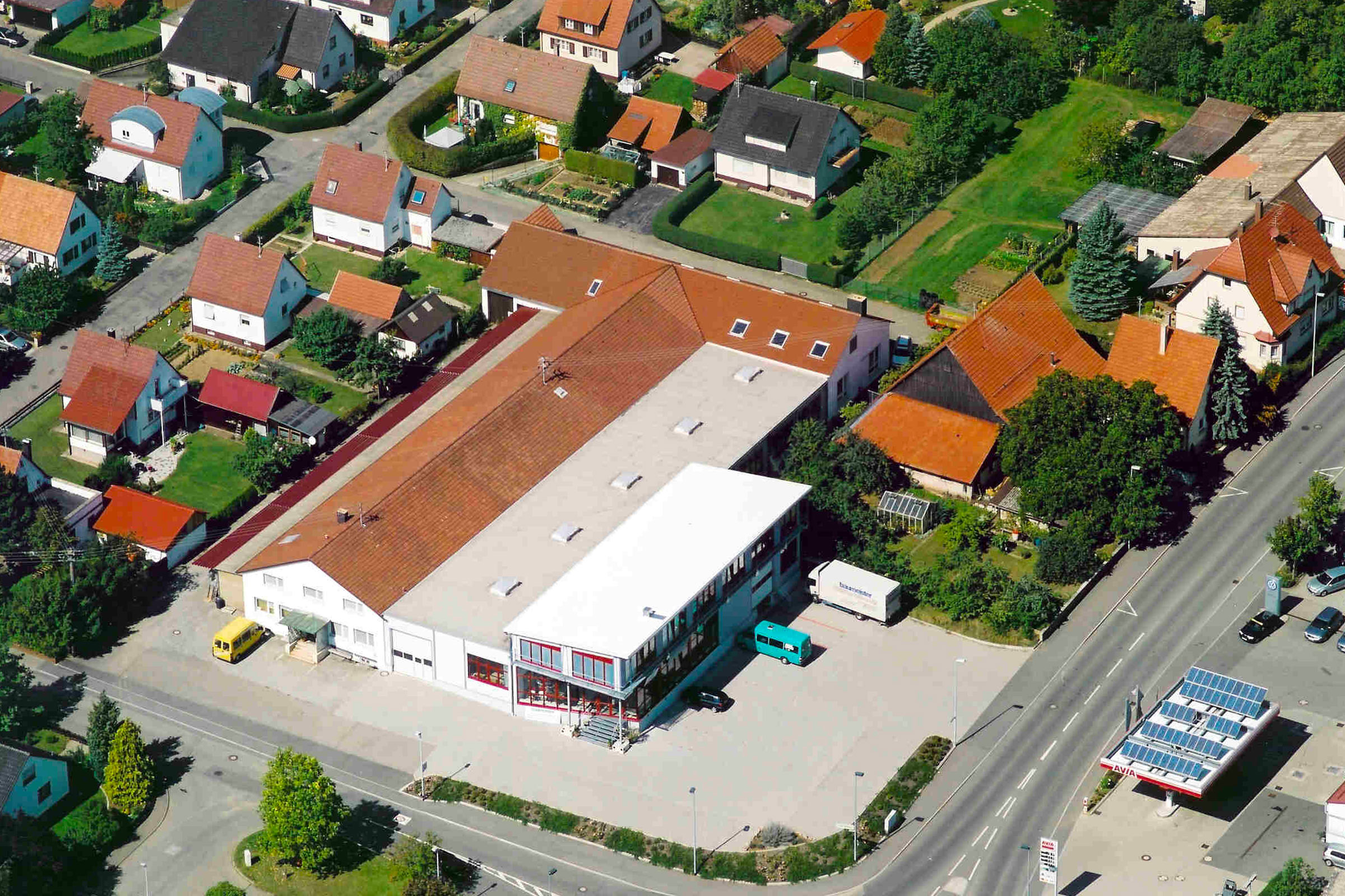 baumeister GmbH & Co. KG Pysikalische Technik und Fertigung